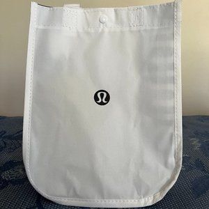 Lululemon white & black small reusable tote bag